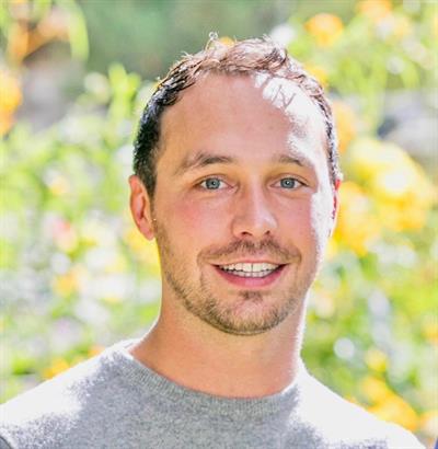 Christopher J Chase