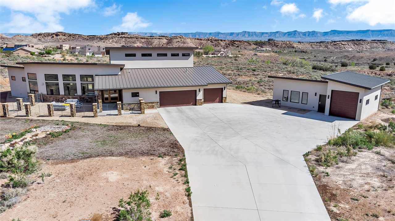 220 Red Sand Road, Grand Junction, CO
