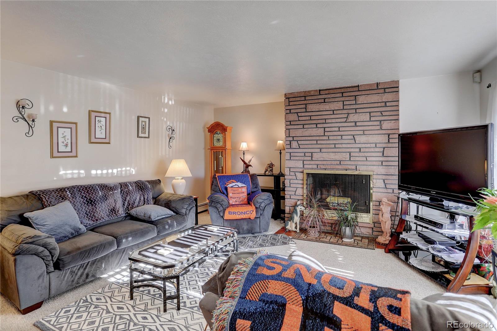 8725 Dover, Lakewood, CO