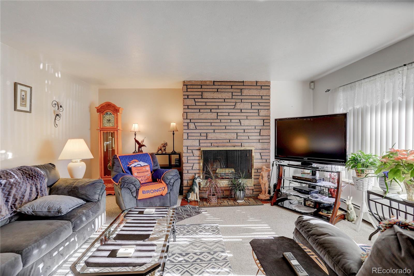 8725 Dover, Lakewood, CO