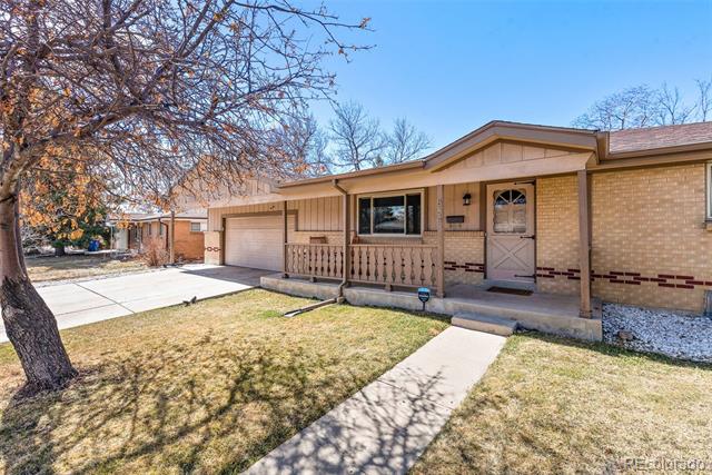 8341 Chase, Arvada, CO