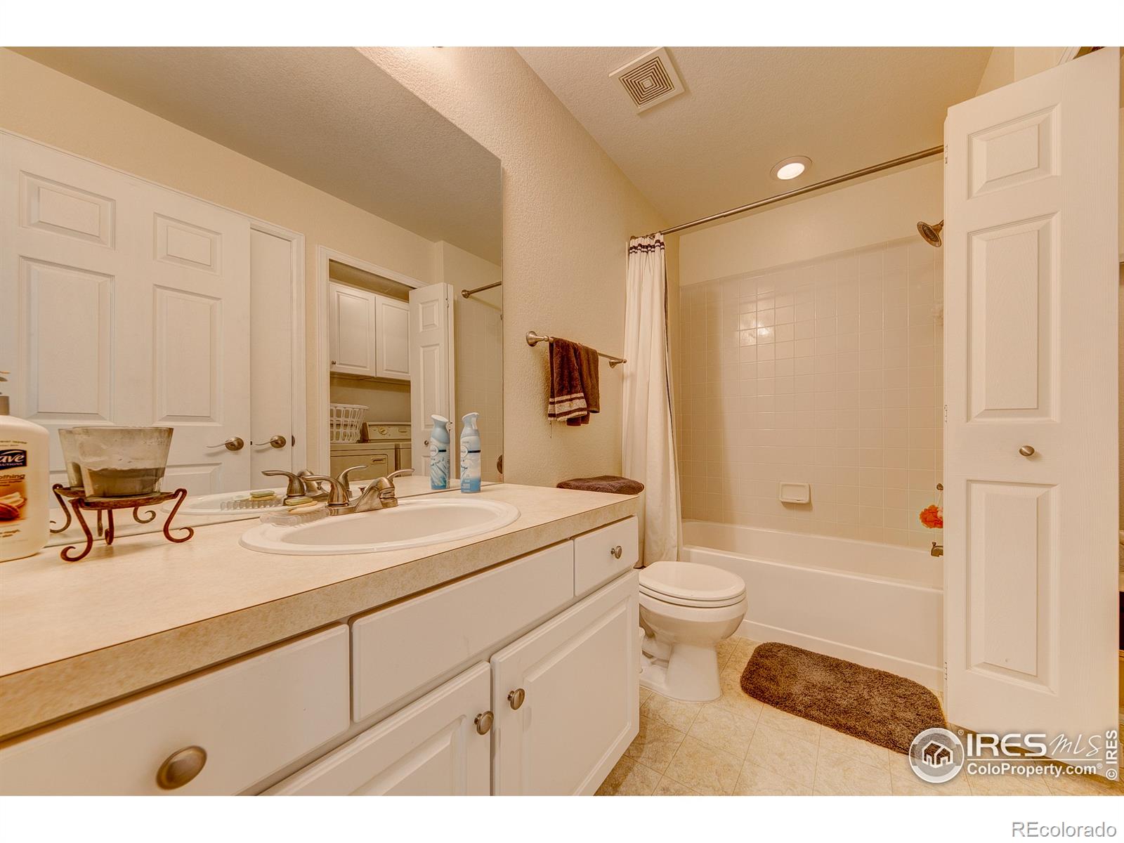 5225 White Willow, Fort Collins, CO
