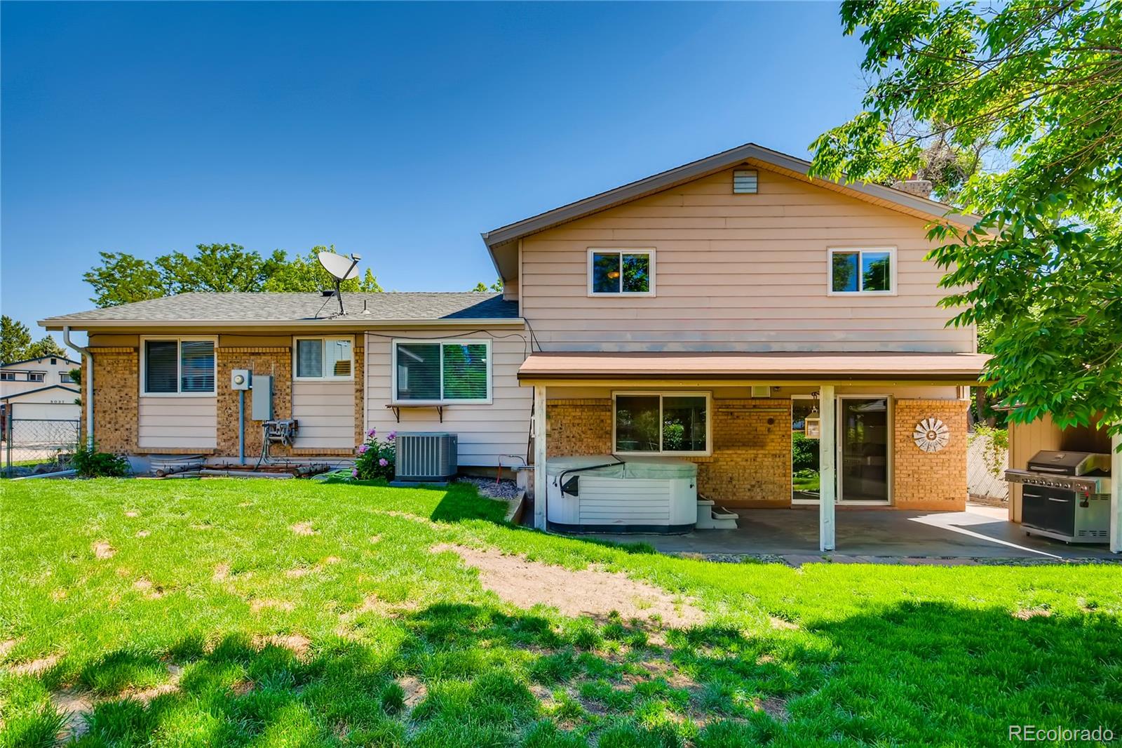 8026 81st, Arvada, CO