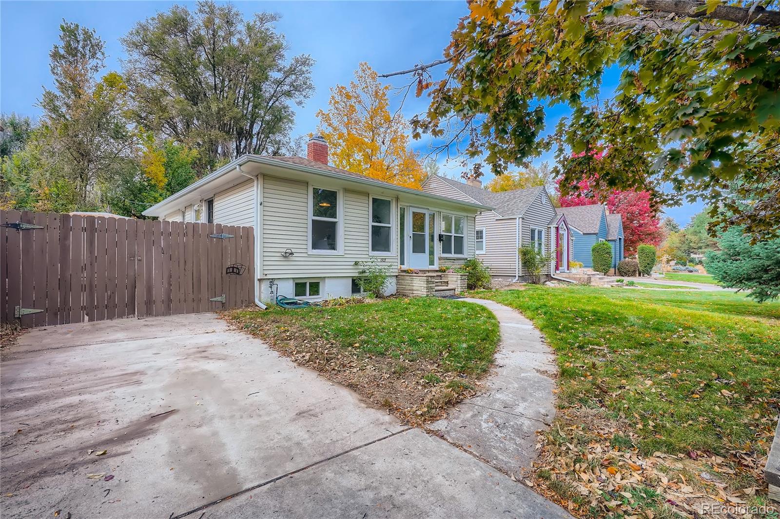 1927 17th, Greeley, CO