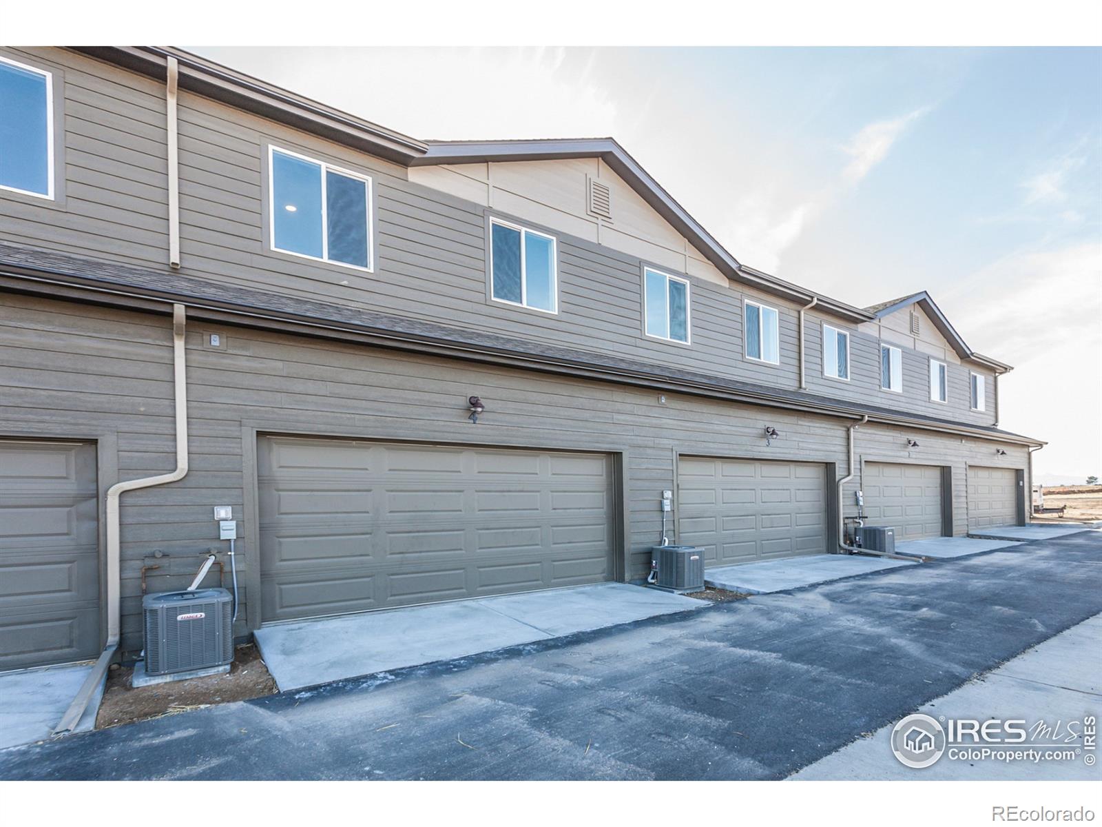 6613 4th, Greeley, CO