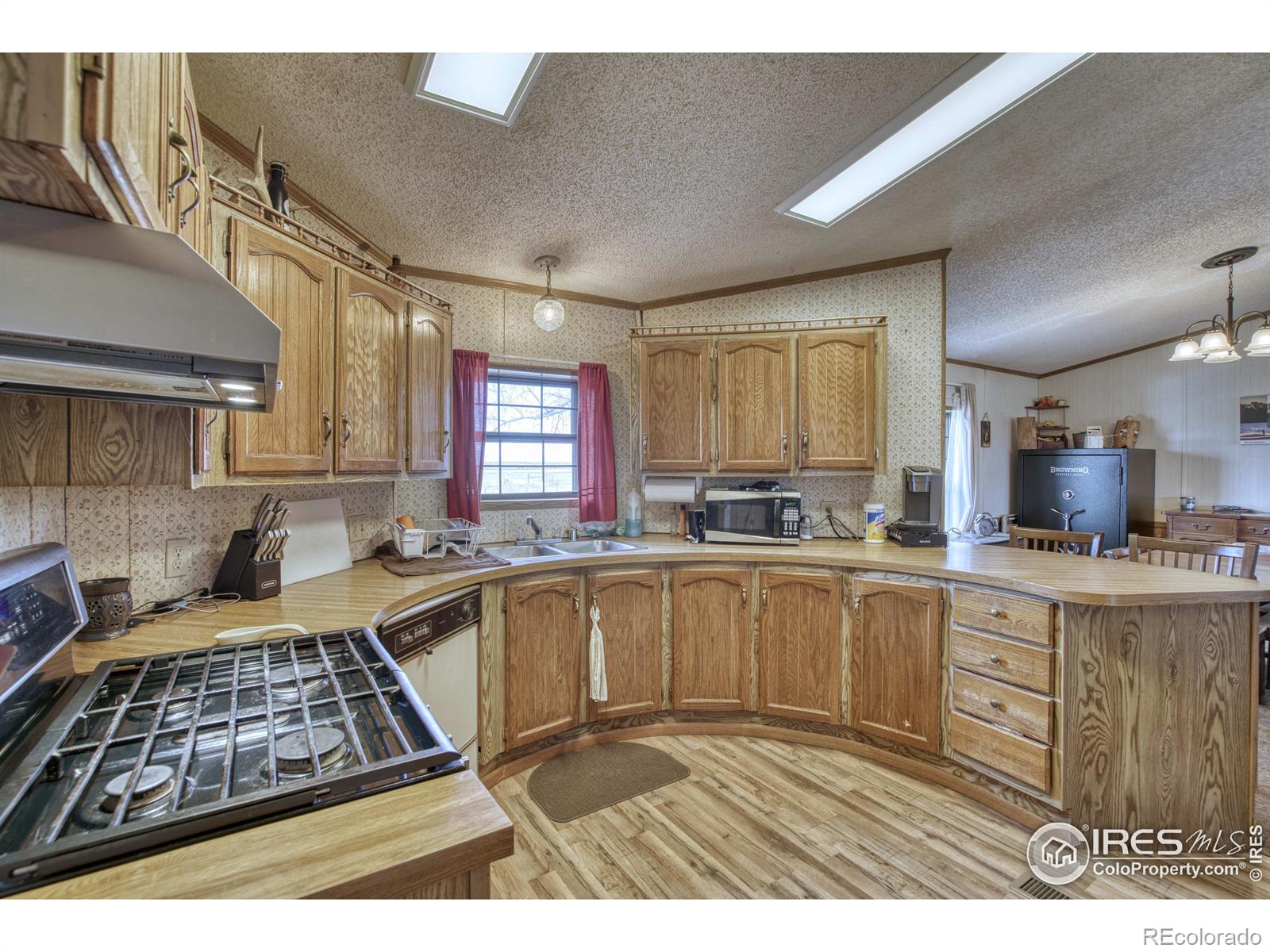 12895 Buckley, Commerce City, CO