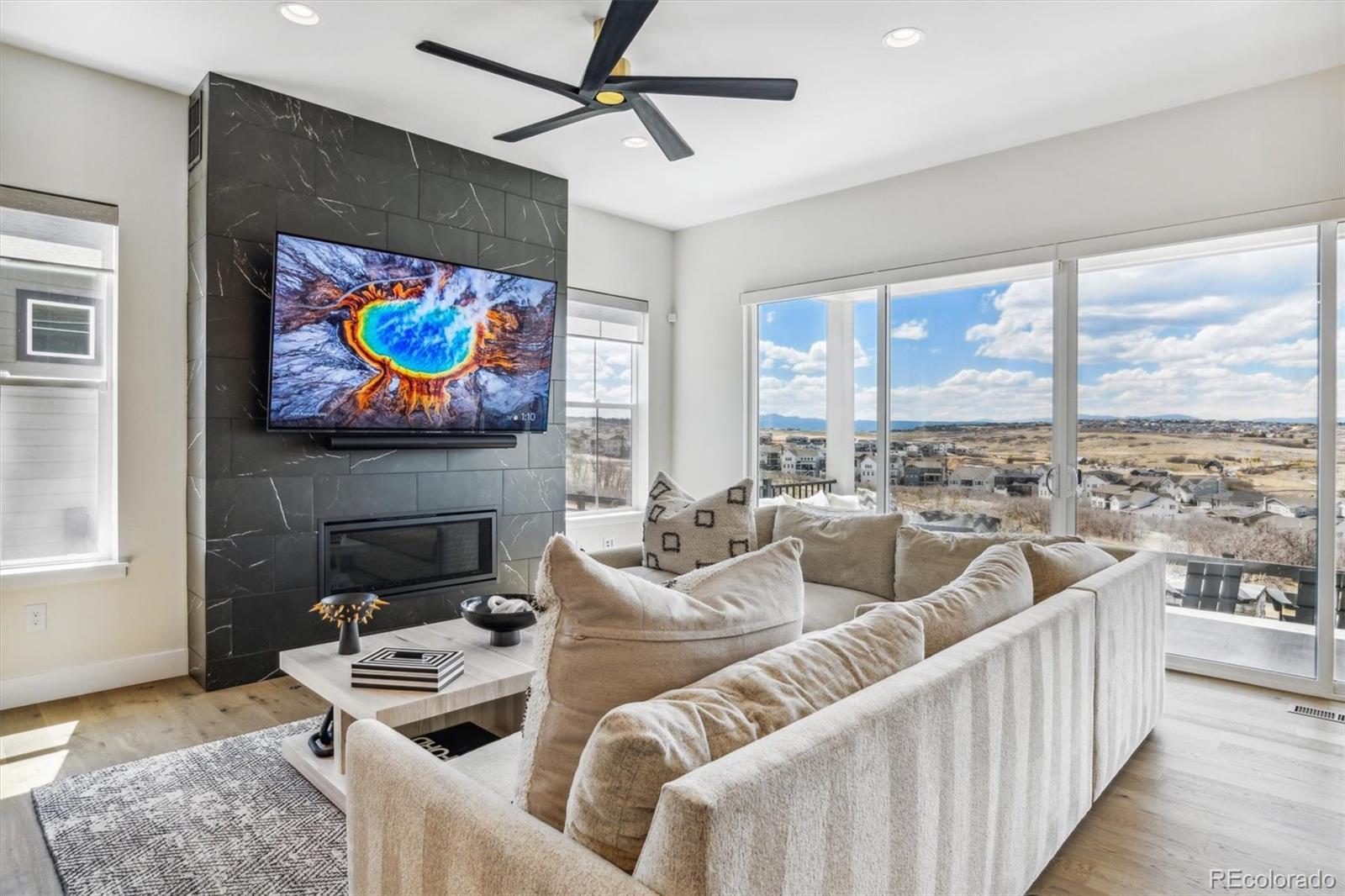 7145 Canyonpoint, Castle Pines, CO