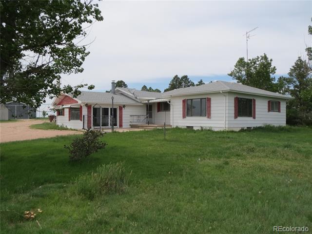38573 County Road Bb, Akron, CO
